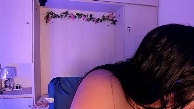Snapshot of CANDYGABYY chatting on 05.28.26 CANDYGABYY online show from 05.28.26