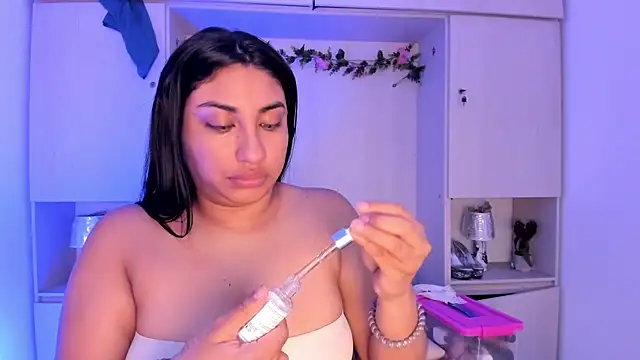 Snapshot of CANDYGABYY chatting on 06.22.26 CANDYGABYY online show from 06.22.26
