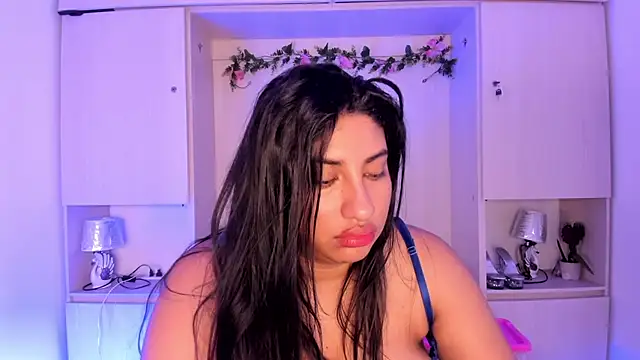 Snapshot of CANDYGABYY chatting on 07.08.26 CANDYGABYY online show from 07.08.26