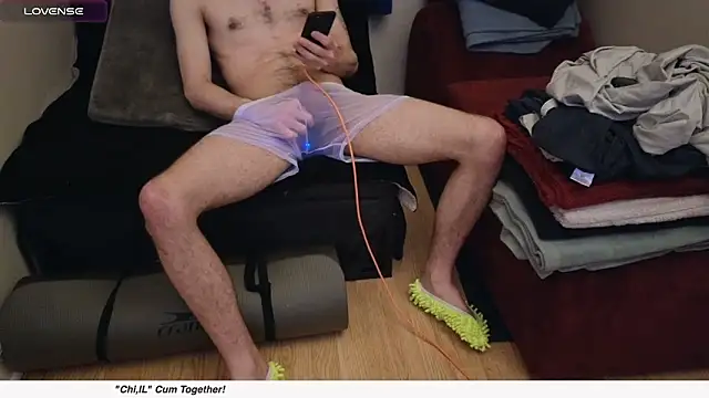 pantslesstraveler plt online show from 02.24.25