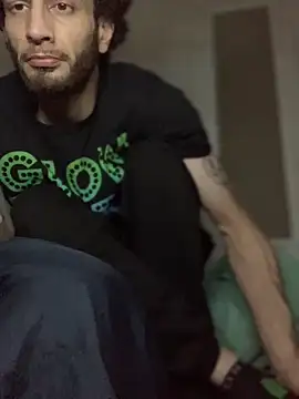 pantslesstraveler plt online show from 09.09.25