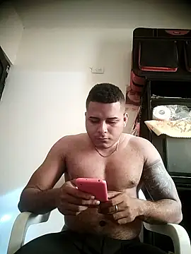 SaucyAffair0 online show from 01.19.26