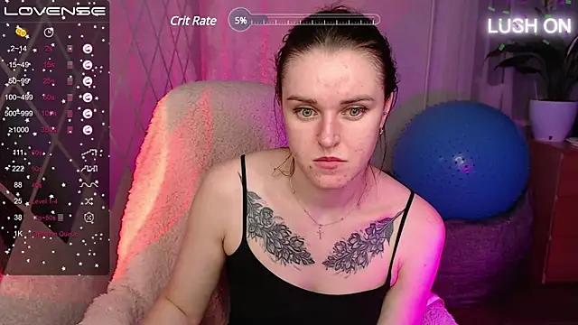 Snapshot of Bella__Swoon chatting on 02.18.25 Bella  Swoon online show from 02.18.25