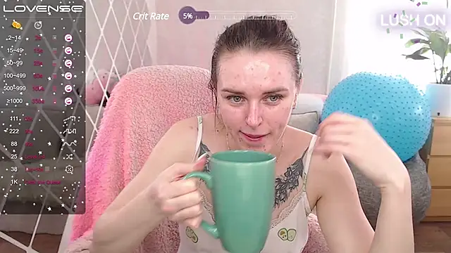 Snapshot of Bella__Swoon chatting on 03.19.25 Bella  Swoon online show from 03.19.25
