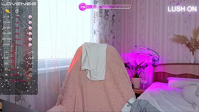 Bella  Swoon online show from 02.21.26