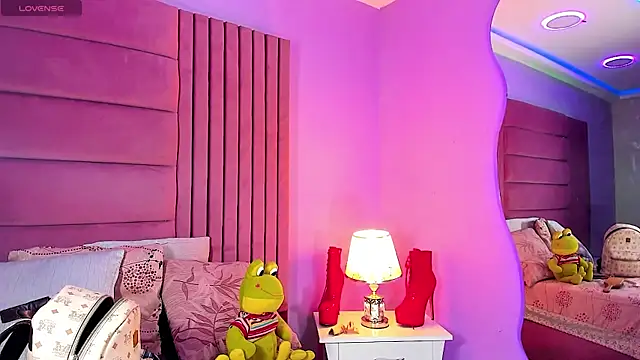 Snapshot of Audry_duque chatting on 10.16.25 Audry duque online show from 10.16.25