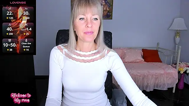 Snapshot of Anita_Tayson chatting on 01.28.25 Anita Tayson online show from 01.28.25
