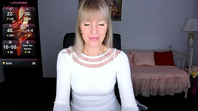 Snapshot of Anita_Tayson chatting on 01.31.25 Anita Tayson online show from 01.31.25