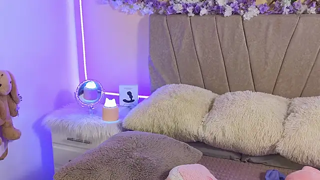 Baby Xian online show from 01.28.25