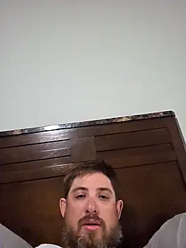 Snapshot of caliguy37 chatting on 04.18.26 caliguy37 online show from 04.18.26