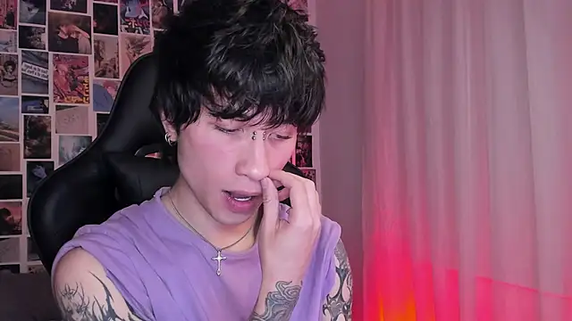 liamelf online show from 01.24.25