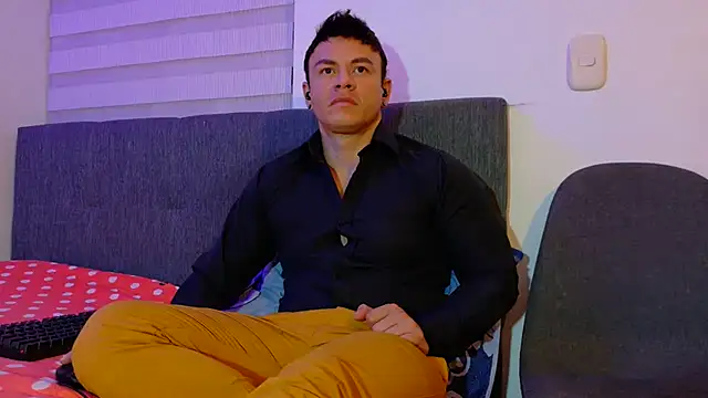 Snapshot of MarksMuscle chatting on 09.12.25 MarksMuscle online show from 09.12.25