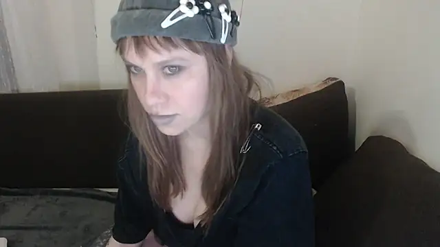 Snapshot of GinaAngelina chatting on 05.05.26 GinaAngelina online show from 05.05.26