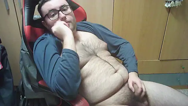 Snapshot of Javier_bear chatting on 01.14.25 Javier bear online show from 01.14.25