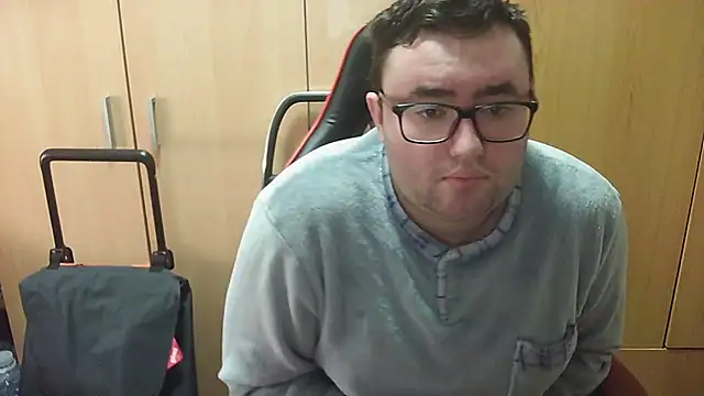 Snapshot of Javier_bear chatting on 02.09.25 Javier bear online show from 02.09.25