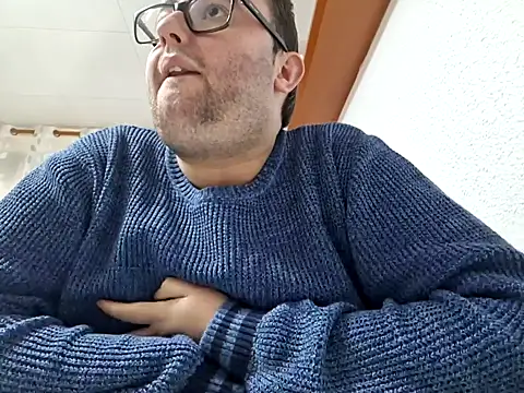 Snapshot of Javier_bear chatting on 02.12.25 Javier bear online show from 02.12.25