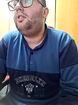 Snapshot of Javier_bear chatting on 03.09.25 Javier bear online show from 03.09.25