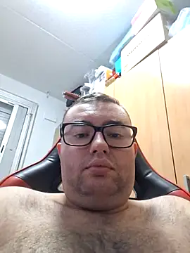 Snapshot of Javier_bear chatting on 10.05.25 Javier bear online show from 10.05.25