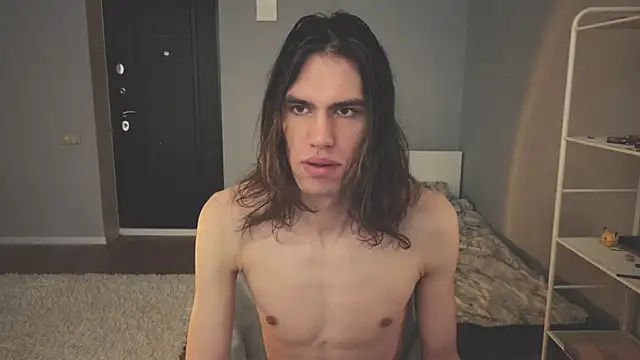 mollymila online show from 04.15.26