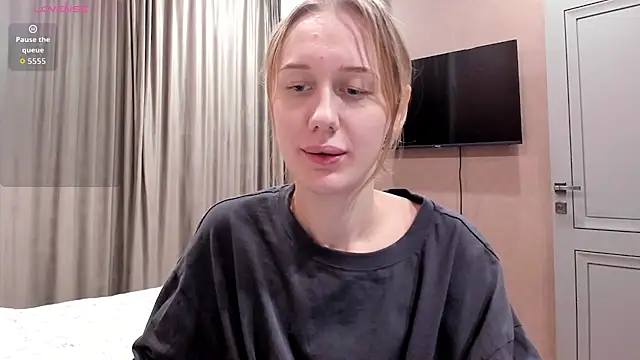 Mika Ray online show from 12.13.25