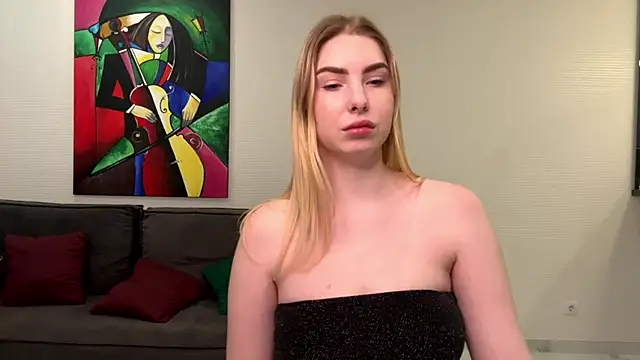 Snapshot of DannaCelisss chatting on 12.18.24 DannaCelisss online show from 12.18.24