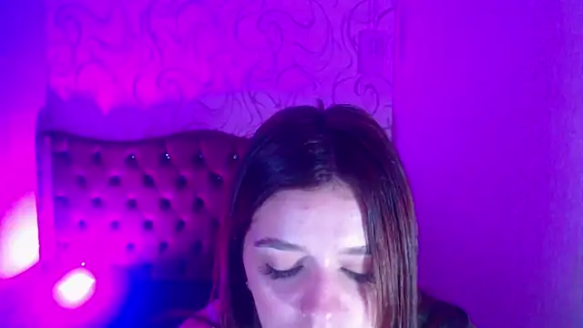 Snapshot of LiaHarryis chatting on 03.08.25 LiaHarryis online show from 03.08.25