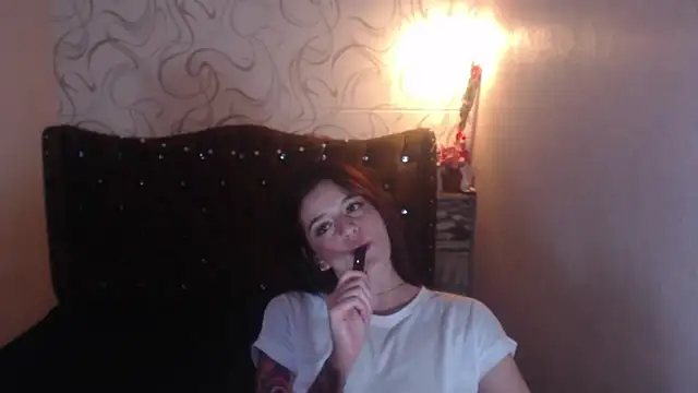 Snapshot of LiaHarryis chatting on 03.09.25 LiaHarryis online show from 03.09.25