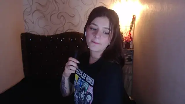 Snapshot of LiaHarryis chatting on 03.15.25 LiaHarryis online show from 03.15.25