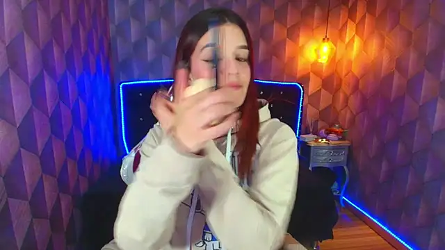 Snapshot of LiaHarryis chatting on 01.14.26 LiaHarryis online show from 01.14.26