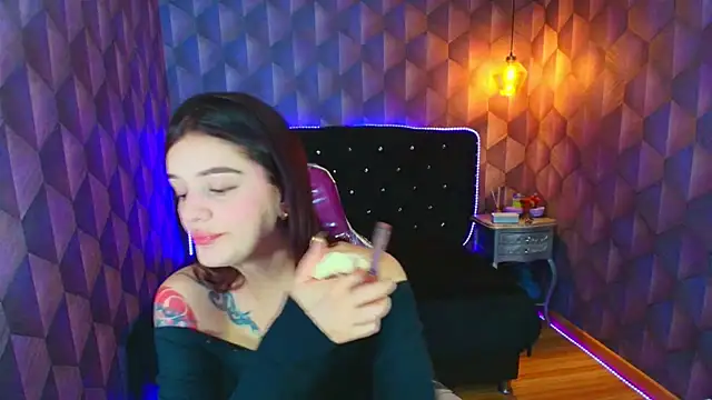 Snapshot of LiaHarryis chatting on 02.07.26 LiaHarryis online show from 02.07.26