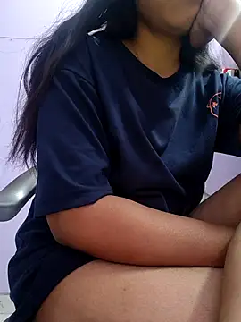 Snapshot of Harpreet_49 chatting on 10.29.25 Harpreet 49 online show from 10.29.25