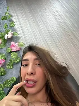 Snapshot of NICOLSKINNY1 chatting on 04.30.26 NICOLSKINNY1 online show from 04.30.26
