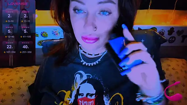 EllieOz online show from 01.31.25