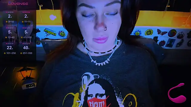 EllieOz online show from 03.10.25