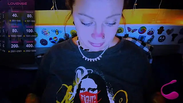 EllieOz online show from 03.19.25