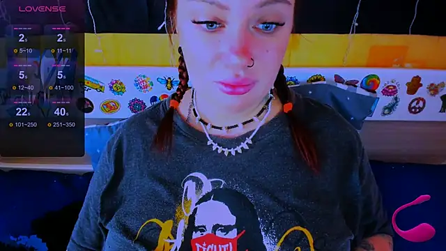 EllieOz online show from 03.22.25