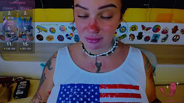 EllieOz online show from 09.26.25