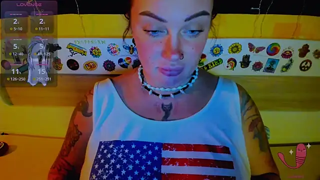 EllieOz online show from 10.14.25