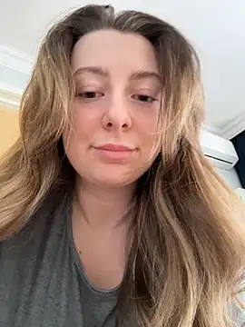 Snapshot of curvyflawless chatting on 05.10.26 curvyflawless online show from 05.10.26