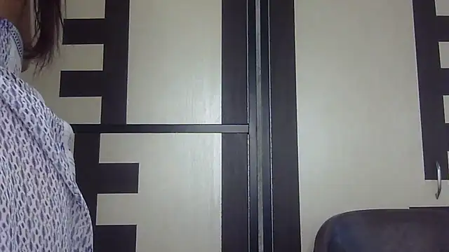 Snapshot of seema_raani chatting on 10.01.25 seema raani online show from 10.01.25