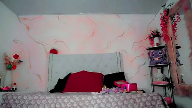 Snapshot of maria_camilacms chatting on 05.27.26 maria camilacms online show from 05.27.26