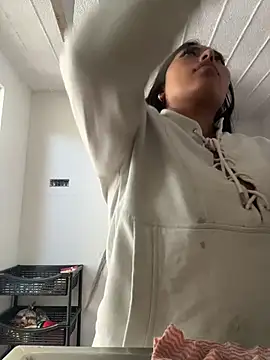 emmyjhonson07 online show from 01.09.26