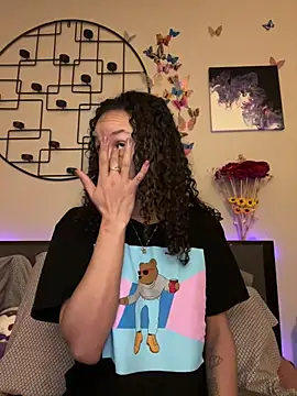  Neeka  online show from 02.03.25