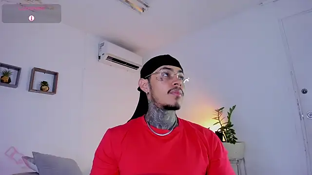 JordanSmiith  online show from 02.19.25