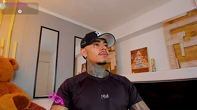 JordanSmiith  online show from 03.02.25