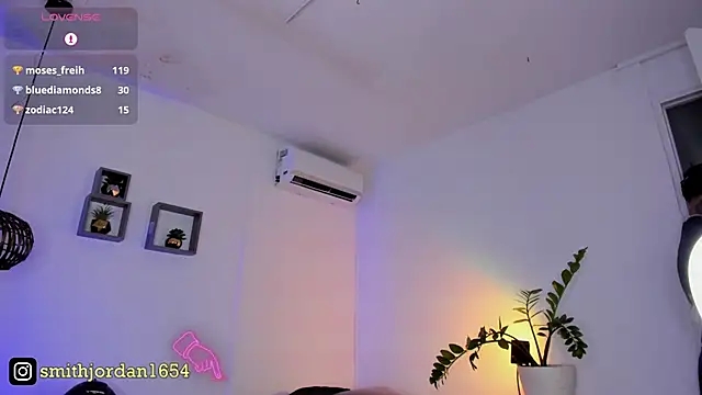 JordanSmiith  online show from 03.08.25