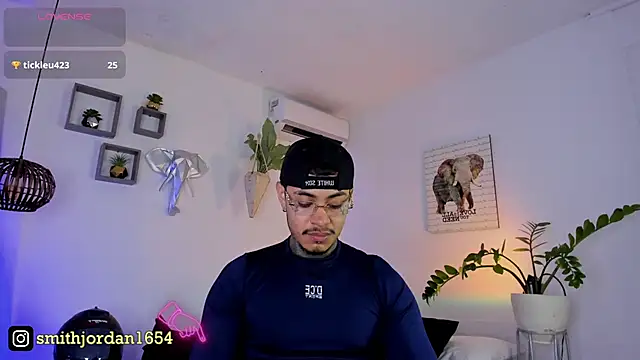 JordanSmiith  online show from 03.17.25