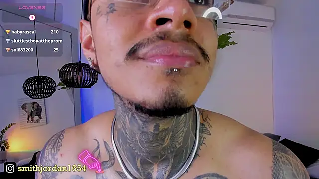 JordanSmiith  online show from 03.22.25