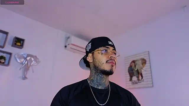 JordanSmiith  online show from 01.10.26