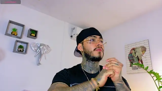 JordanSmiith  online show from 03.02.26